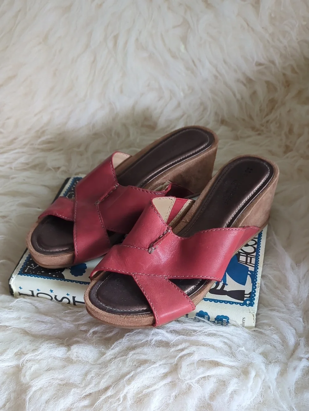 Naturalizer - Red Leather Wedge Sandals